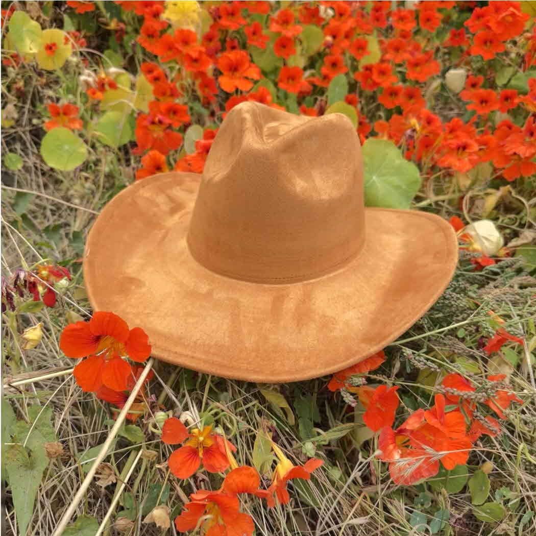 Queens INC – wholesale Cowboy Hat – Women’s – Best seller !!  Fashion Vegan suede  cowboy hat 20