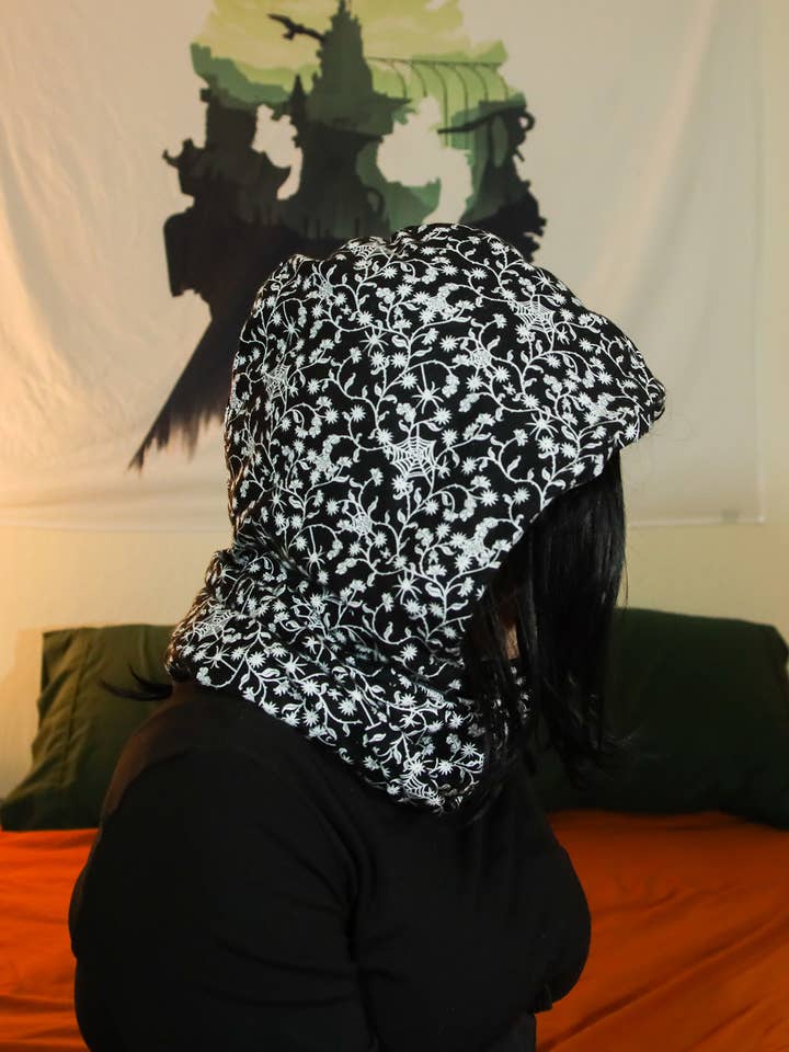 Flannel Cowl Tørklæde | Spiderweb Floral Infinity Tørklæder for engroshandel hos Ragavon