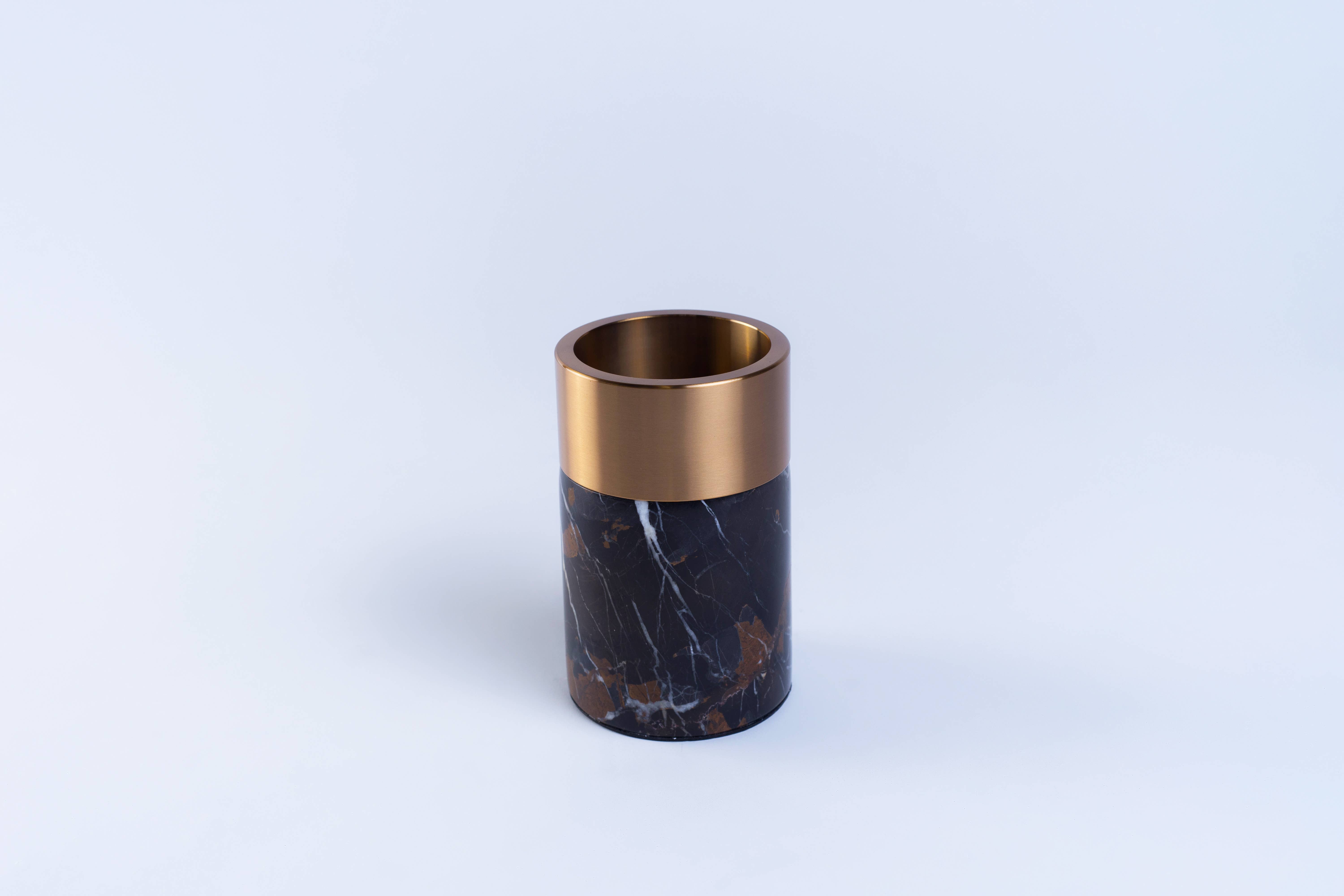 PIETRA DI CASA - Wholesale Decorative Jar - PAIPU Marble Jar | Black and Gold | Handmade1