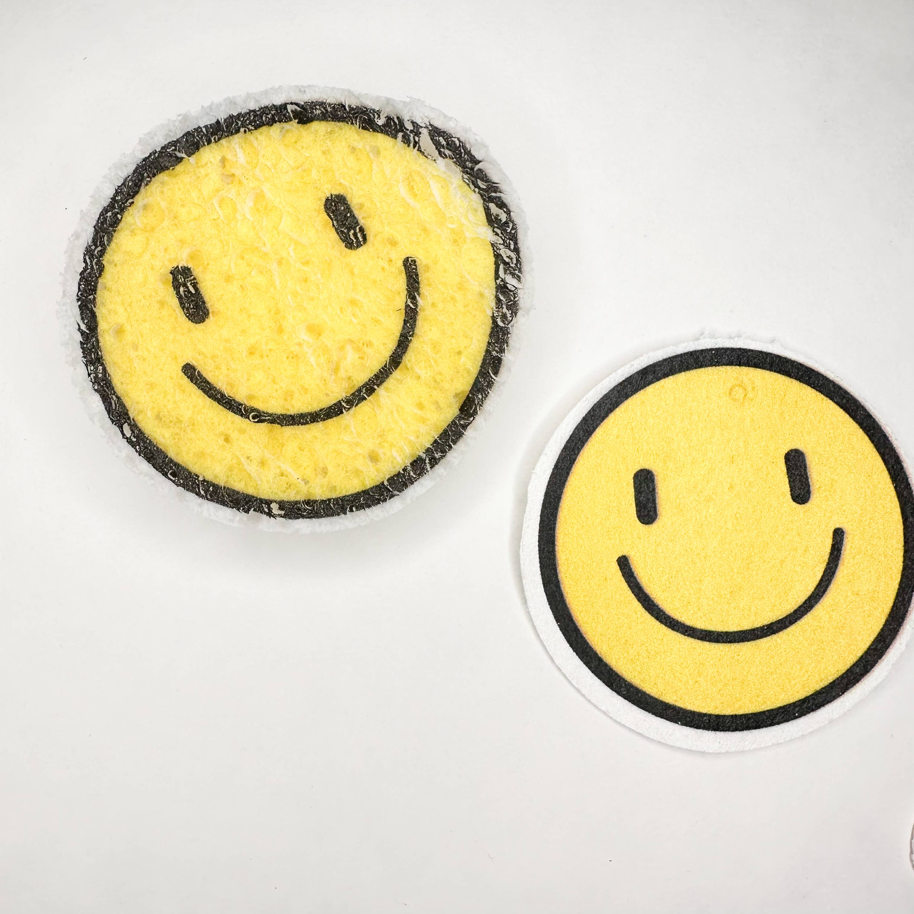 Smile Boutiques - Wholesale Cleaning Sponge - Smiley Cellulose Pop-up Sponges 3
