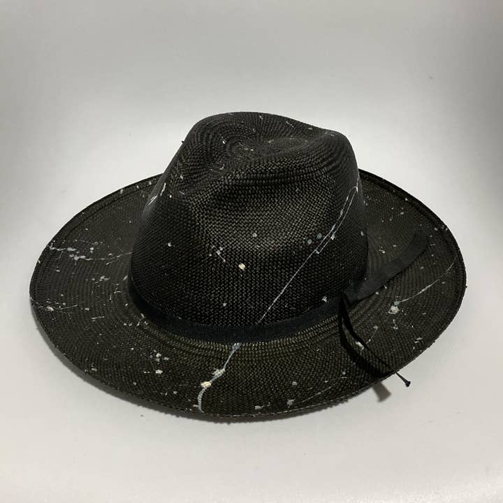 Cavalier B/W for wholesale by The Koa Co.