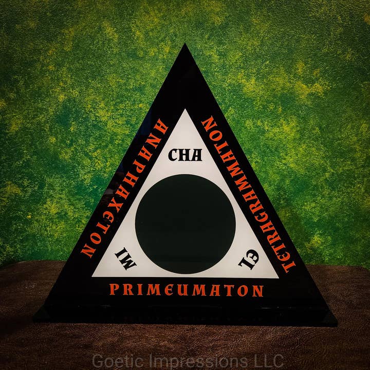 Triangle de l'Art pour la vente par Goetic Impressions