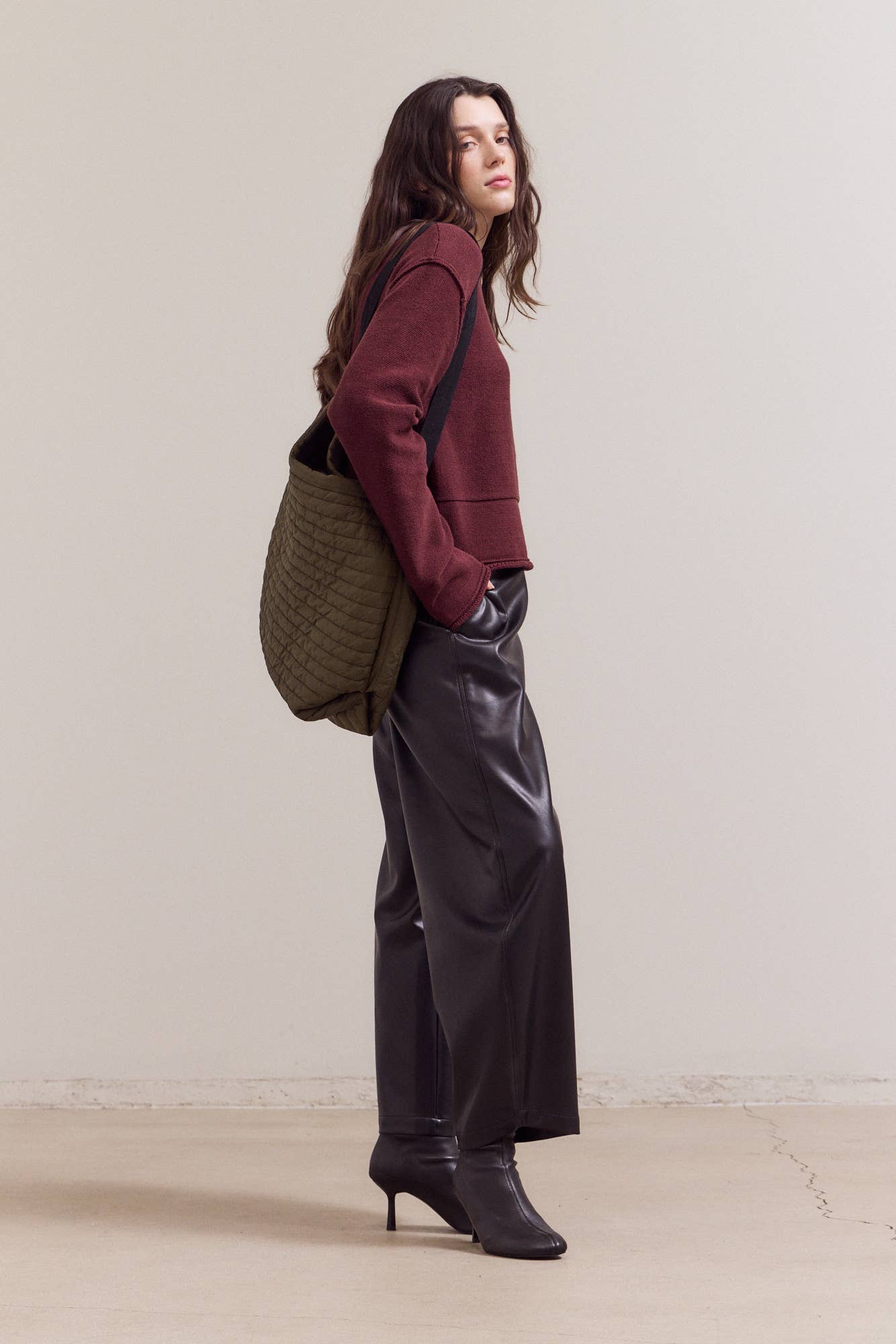 Grade & Gather - Wholesale Knit Top - Women's - 42043 - ROLLED EDGE DETAIL LONG SLEEVE TOP11