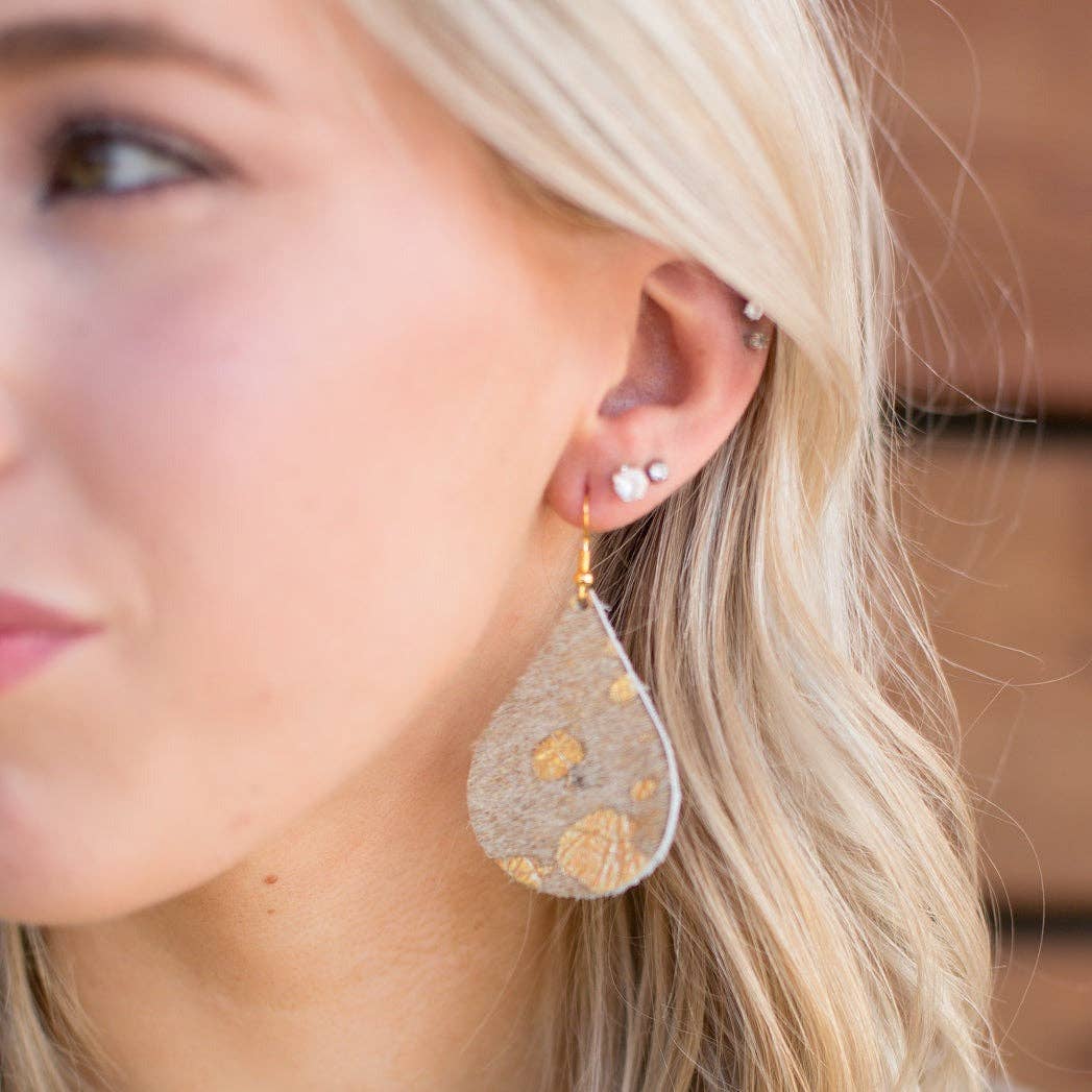 Beaudin Wholesale – Engroshandel Hængeøreringe og creoløreringe – Hershey Teardrop Øreringe i Hår på Skind (Færdiglavet)5