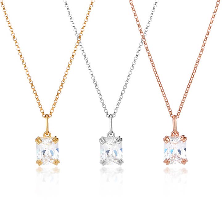 Anhänger mit Smaragdschliff CZ Diamant an Kette für den Großhandel von One and One Studio