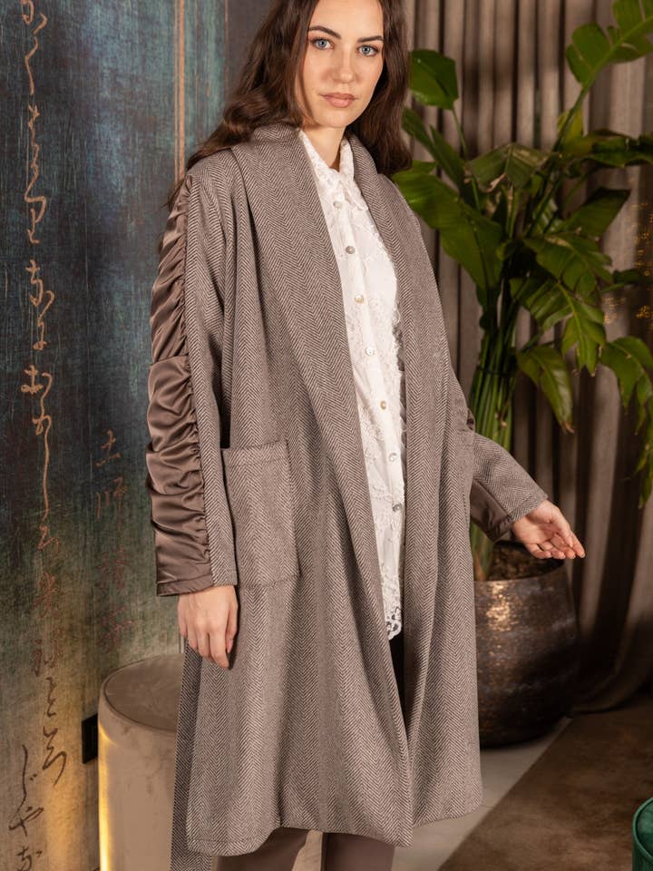 Chez Moi - Wholesale Coat - Women's - Metropole Coat4