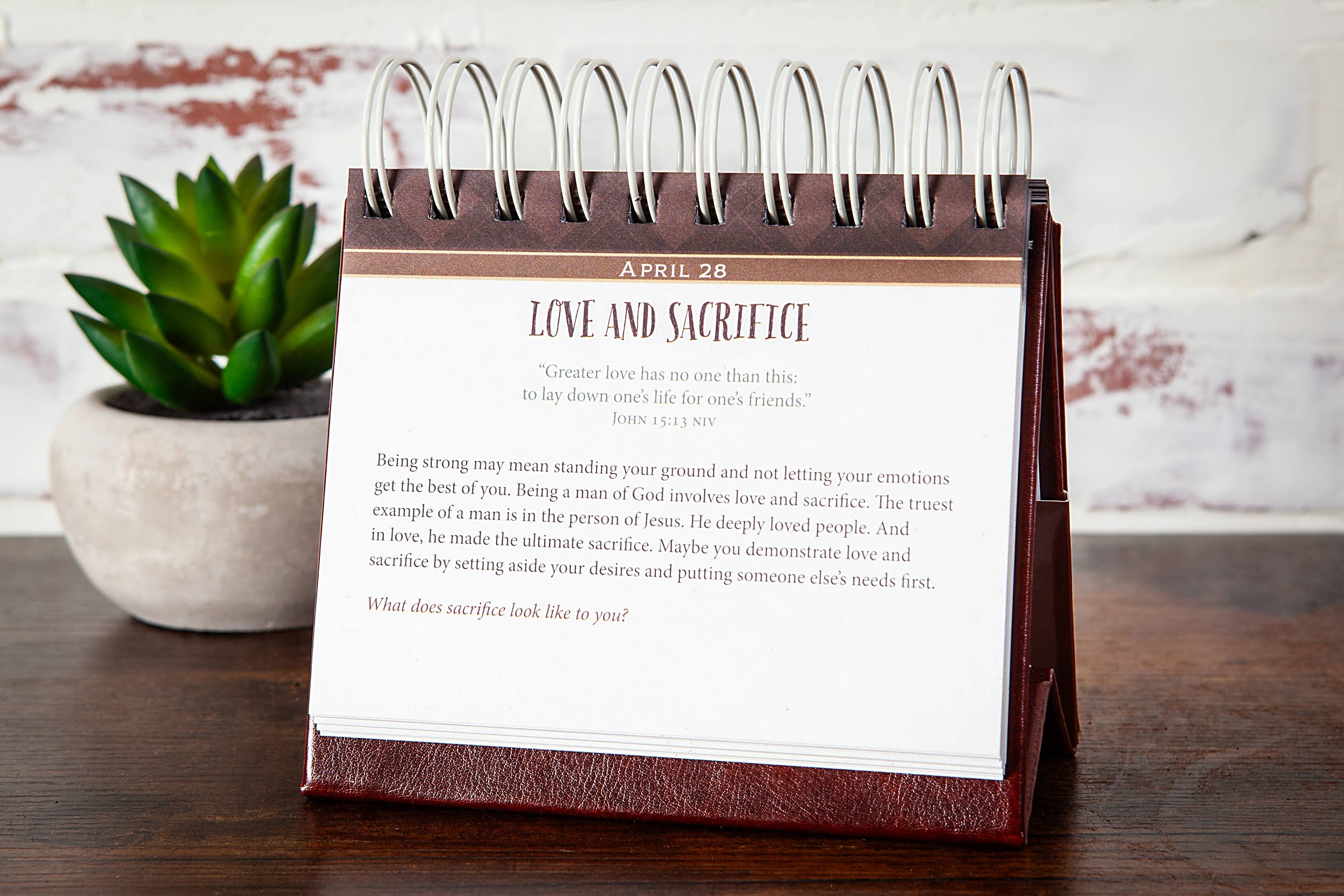 BroadStreet Publishing Group, LLC - Wholesale Display Book - Daily Strength for Men (Perpetual Calendar, Undated)2