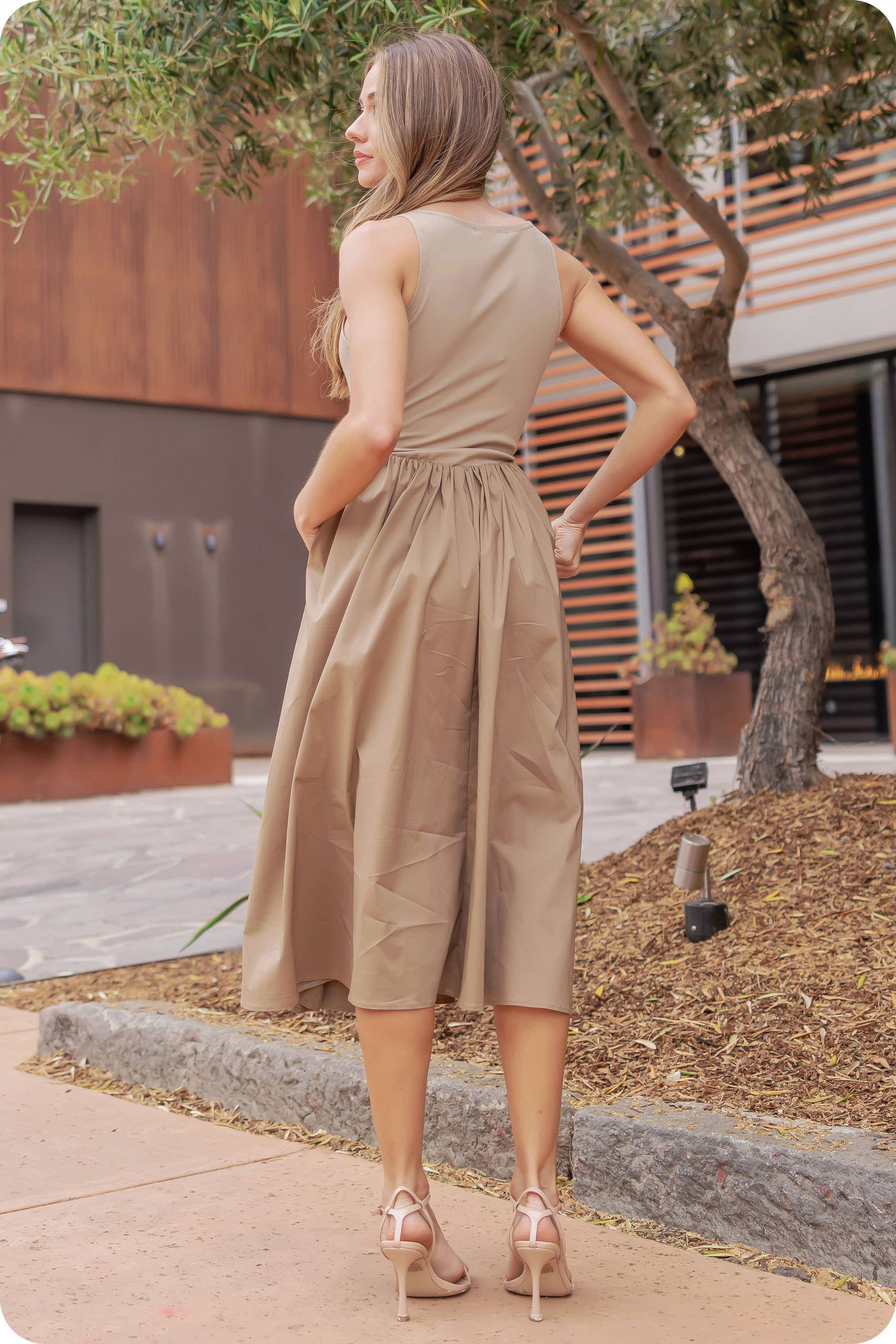 Strut & Bolt - Wholesale Dress - Women's - Knit Contrast Poplin Long Dress15