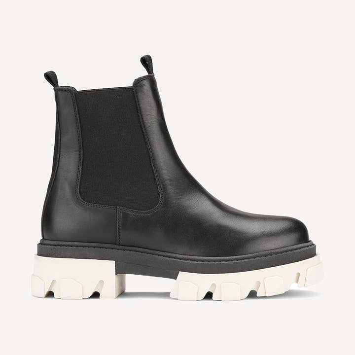 SIF Black Nomad for wholesale by JoDis Shoes