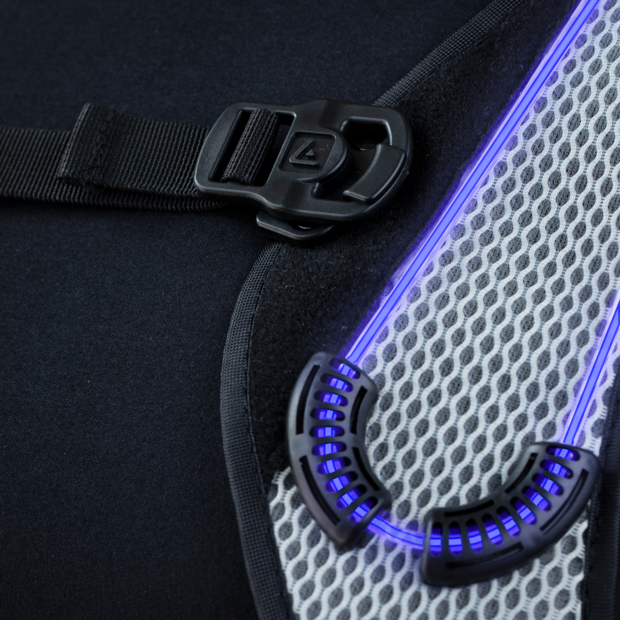 Tangle, Inc. - Vendita all'ingrosso Gilè di sicurezza - Unisex - Light Active® Gilet di Sicurezza LED Luminoso5