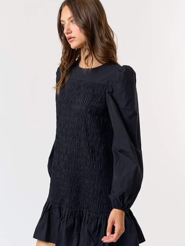 Robe courte à manches bouffantes avec dos smocké et boutons ILD4718 pour la vente par Lalavon