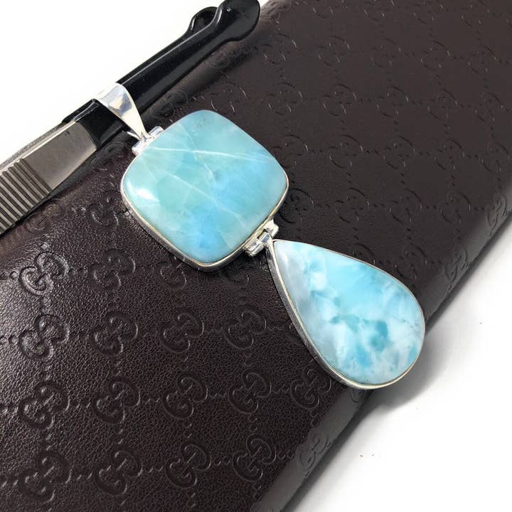 Larimar-Anhänger, natürlicher Edelsteinschmuck, Sterlingsilber-Anhänger, Großhandel Schmuckzubehör, böhmischer Schmuck, Geschenke für Sie, 76 mm x 27 mm für den Großhandel von Akstar Gems