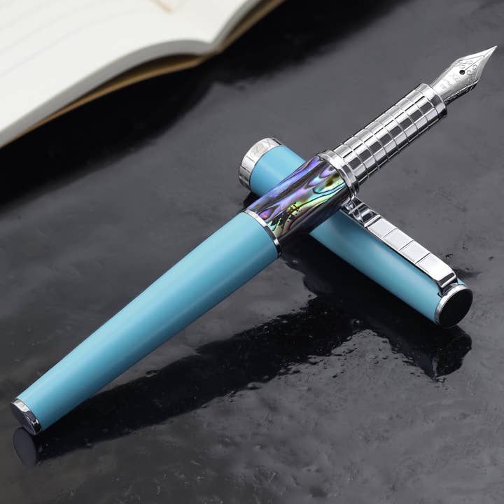 Penna stilografica in ottone Xezo Speedmaster® Sky Blue (Punta Extra Fine) - Con Paua Abalone per la vendita all'ingrosso da parte di Xezo