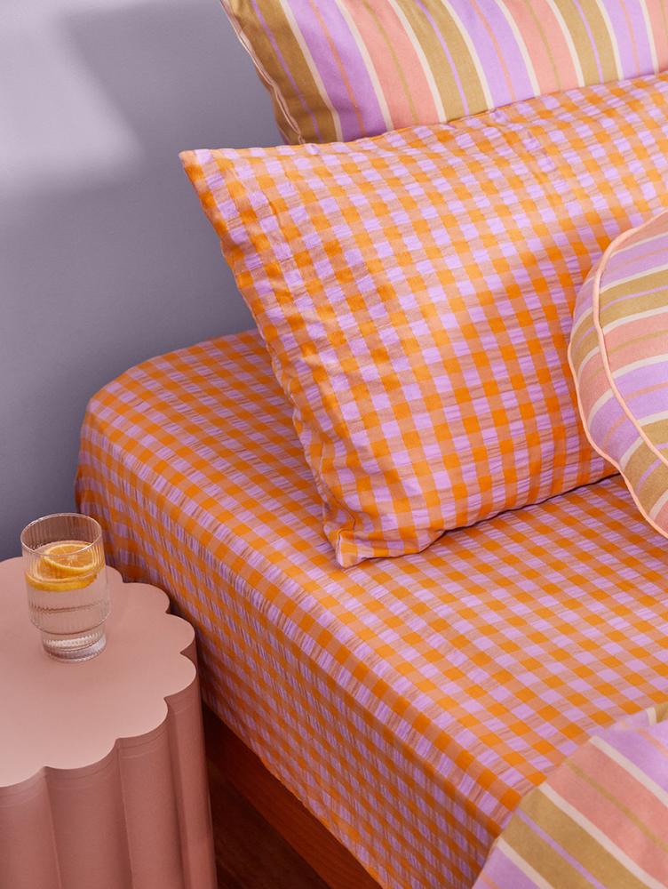 Mosey Me - Wholesale Bedding pillowcase/sham - Kumquat Bloom Seersucker Standard Pillowcase Set1