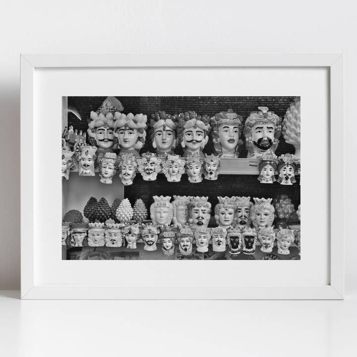 Impression photographique en noir et blanc de Testa di Moro pour la vente par Mo & Paul Photography