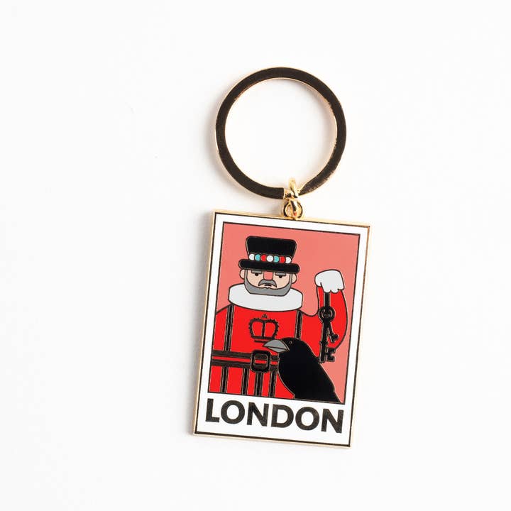 Collectable Cities - Wholesale Keychain – Unisex - Beefeater London Souvenir Keychain – Unique Travel Gift1