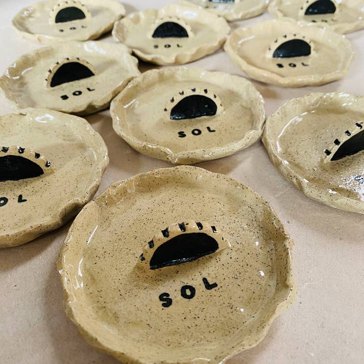 Alex Conan - Wholesale Incense Holder - Sol ceramic incense stick holder0