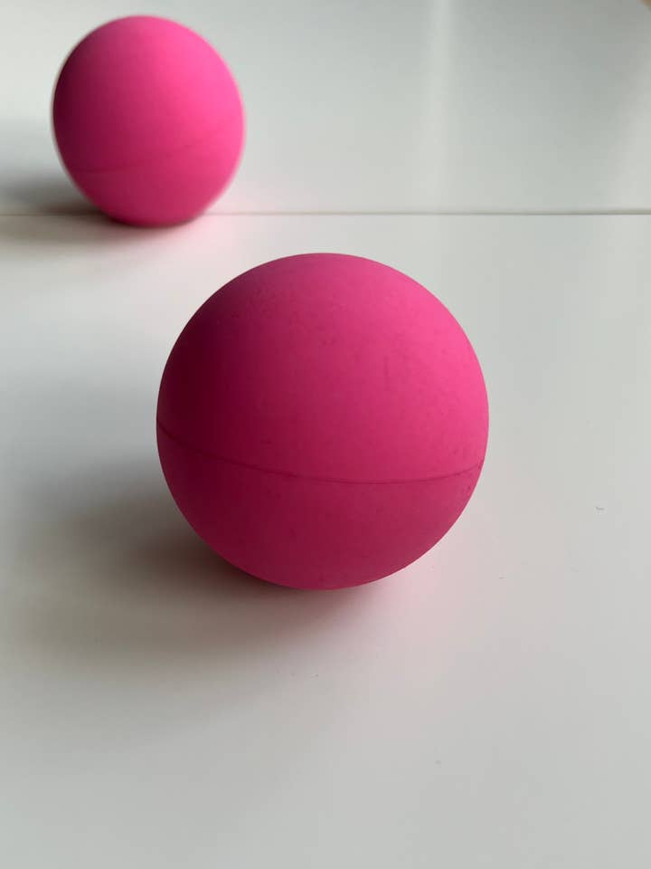 Racchetball da spiaggia Frescobol in rosa acceso per la vendita all'ingrosso da parte di Amo Frescobol - In Nox Home