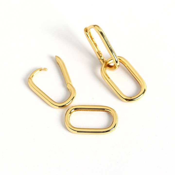 Melange Blanc - Wholesale Huggie Earrings - E178 gold oval link chain huggie hoop dangle earrings1