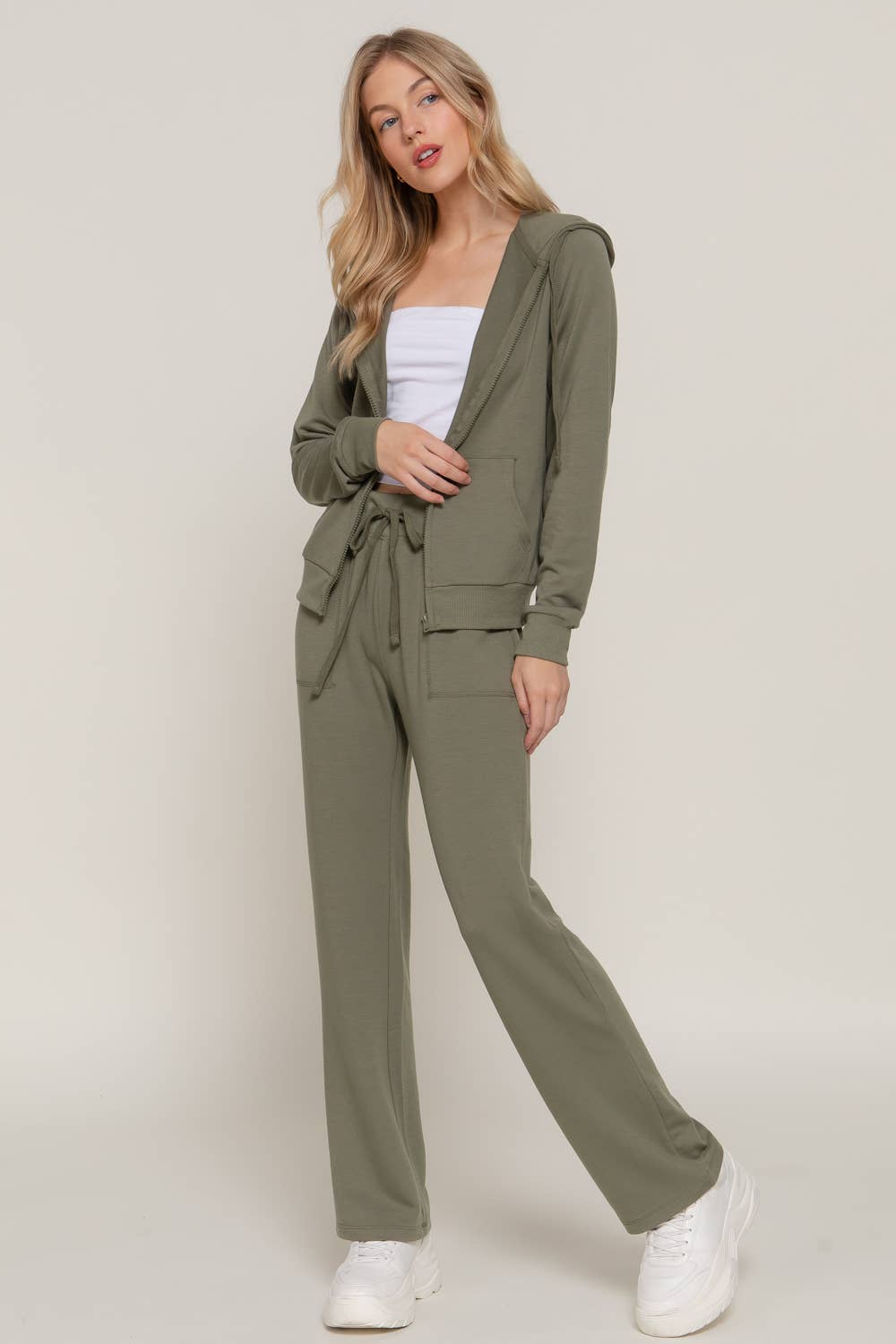 Active Basic | Active USA - Wholesale Lounge Set - Women's - Long Sleeve Hoodie Jacket & Pants Sweatsuit Set  39