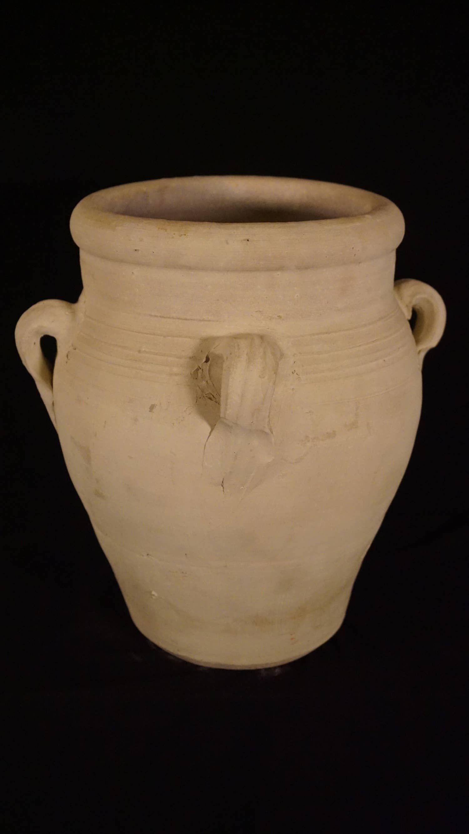 White Clay Pot w/4 Handles H 27.6" & Dia 23"       for wholesale on Faire1