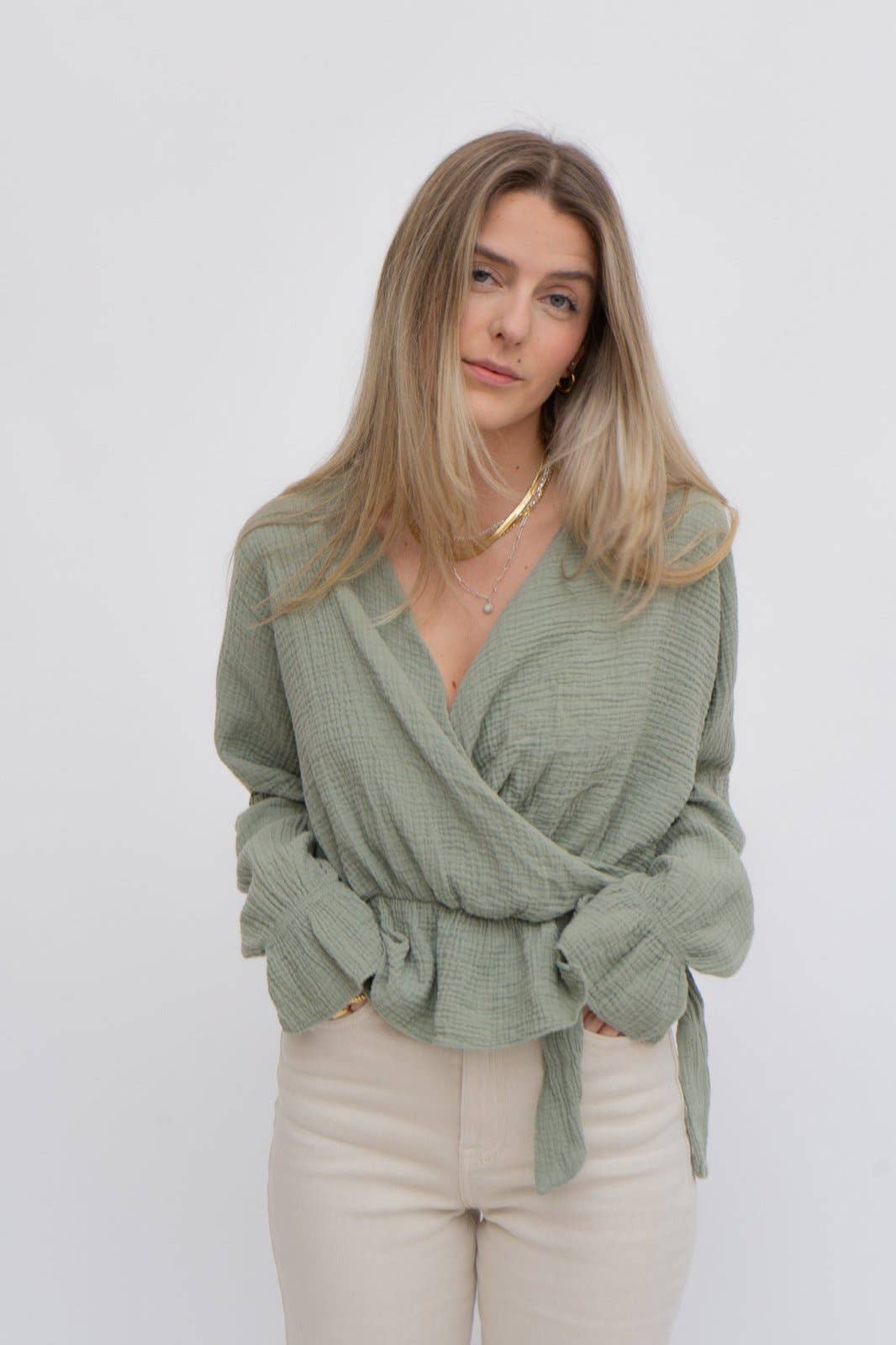 Wild Daisy - Wholesale Blouse - Women's - Oversized shirt BEST OF BONNIE in khaki
