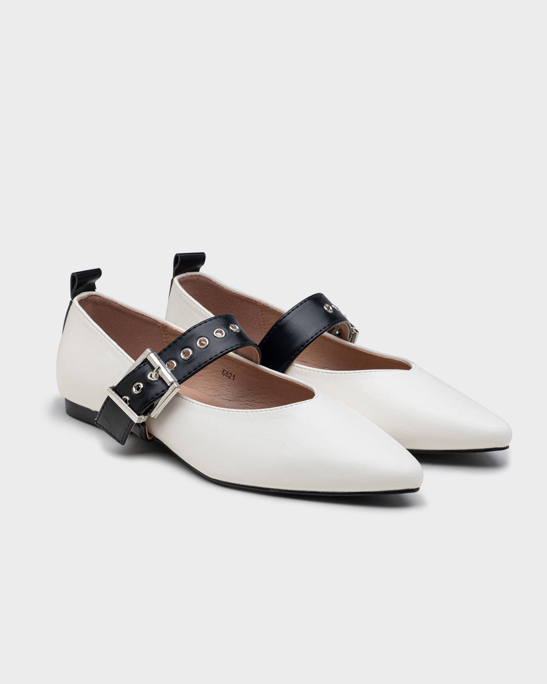 CEREZA - Vente Ballerines – femme - Ballerines pointues Mary Jane avec bride à boucle cloutée3