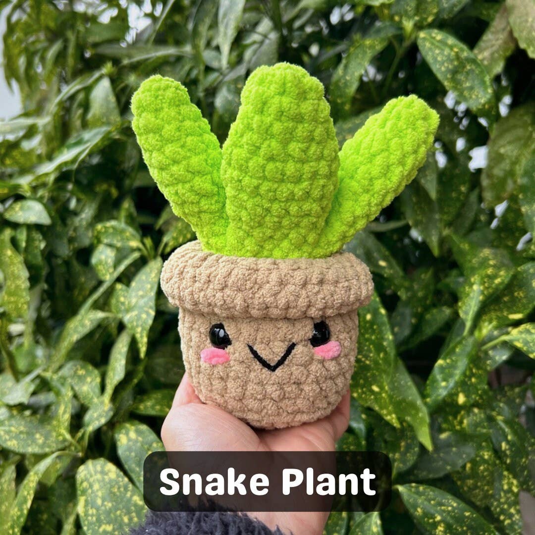 TOMOPOD LLC - Wholesale Decorative Tabletop Object - Mini Potted Plant Friends Crochet,Chunky Yarn Crochet Plants0