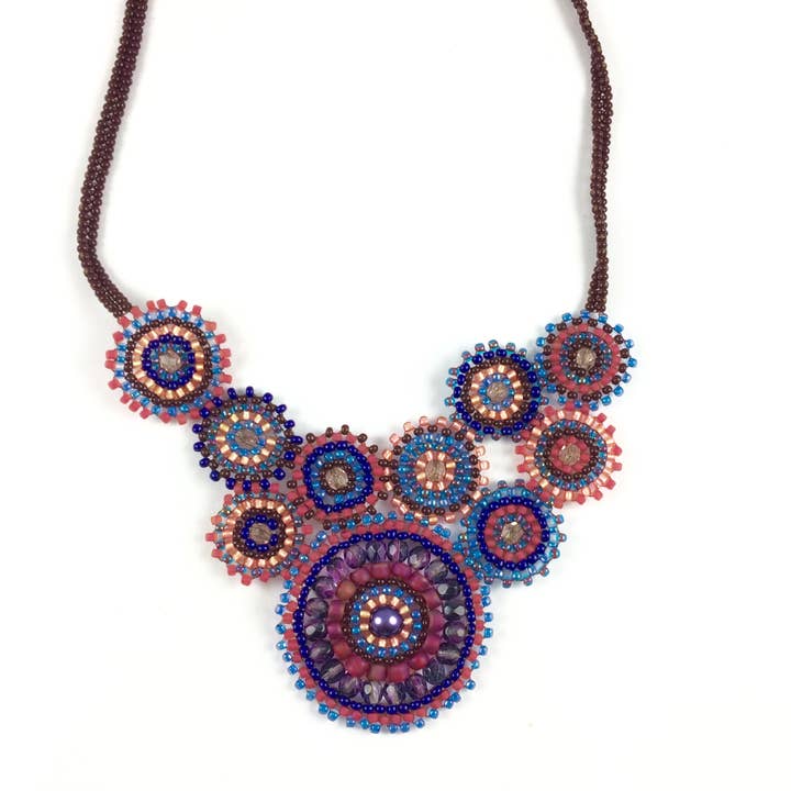 Statement-Kette mit Perlen - Beere für den Großhandel von KVZ Designs