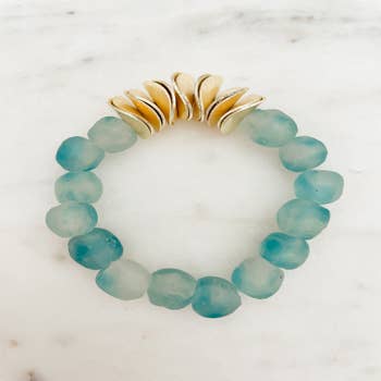 BESHEEK Mermaid Beads, Mint Seaglass and Freshwater Pearl Bracelet