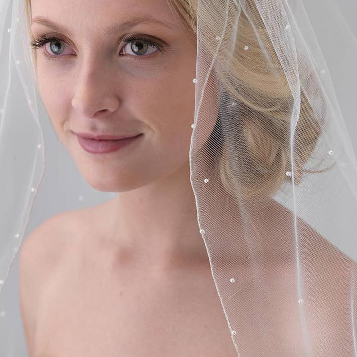 Dareth Colburn Designs - Wholesale Veil - Women's - Scattered Pearl with Pencil Edge Veil