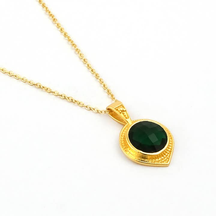 El Joyero – wholesale Pendant/charm necklace – Emerald Stone Teardrop Elegance Gold Plated Chain Necklace2