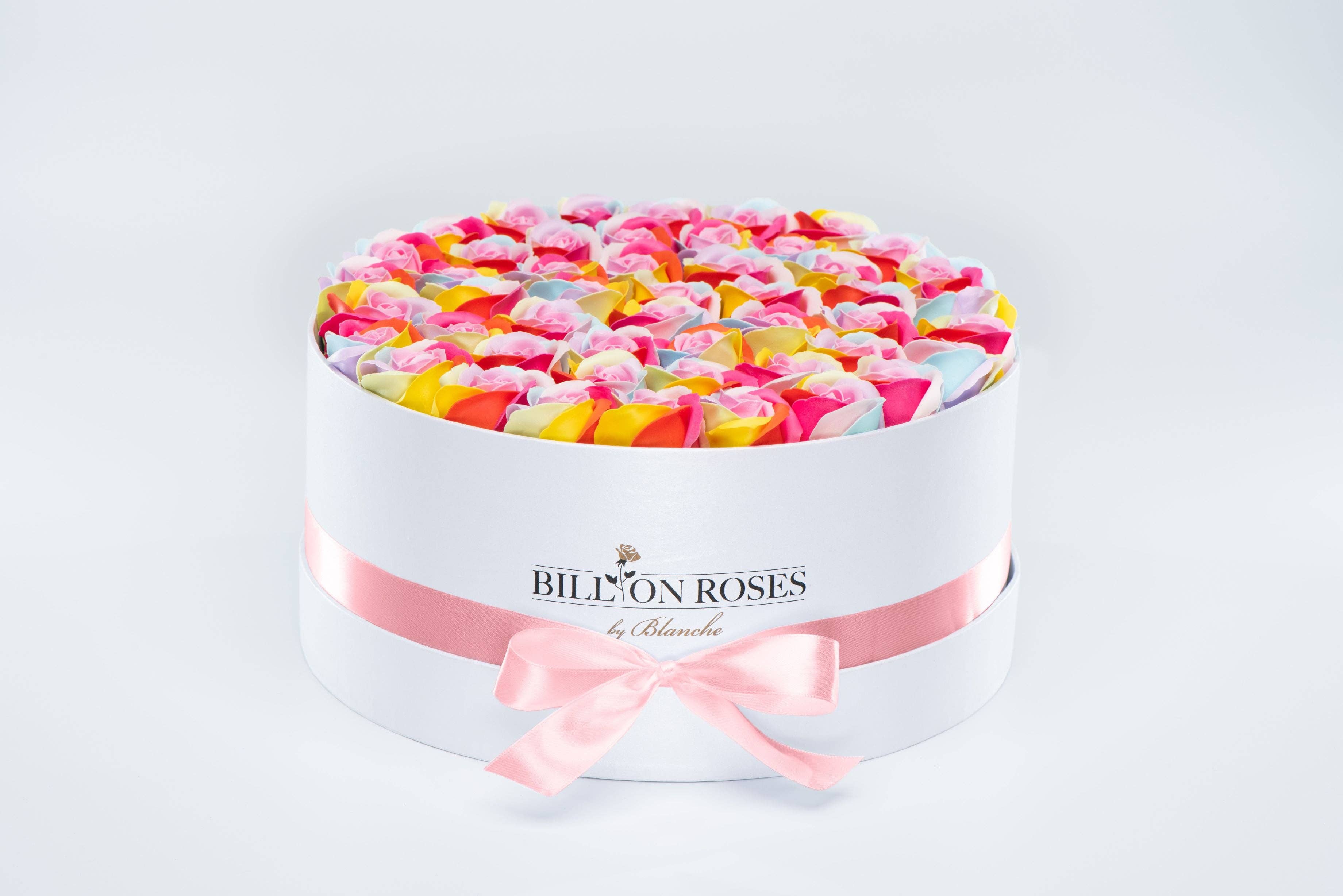 Billion Roses by Blanche - Wholesale Artificial Flowers - Große und Weiße Box mit Ewigen Rosen41