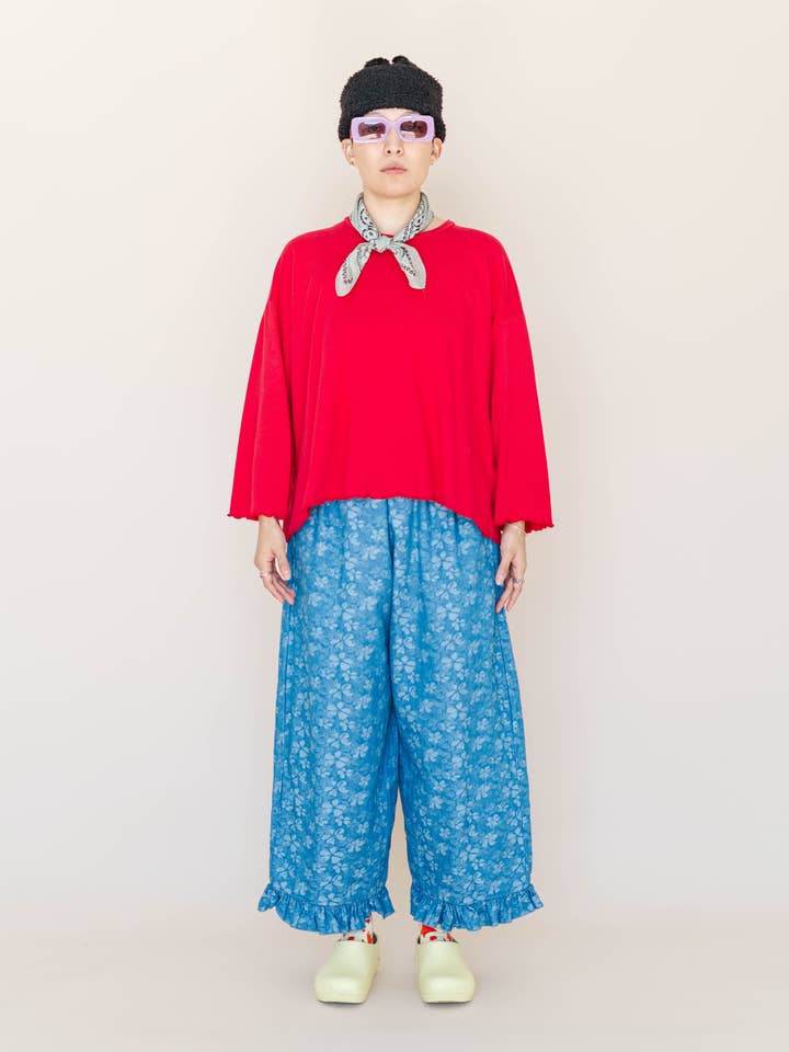 Nettle Studios - Wholesale Sweatshirt - Unisex - Size Inclusive Plus Size Gender Neutral Red Sweatshirt Tee12