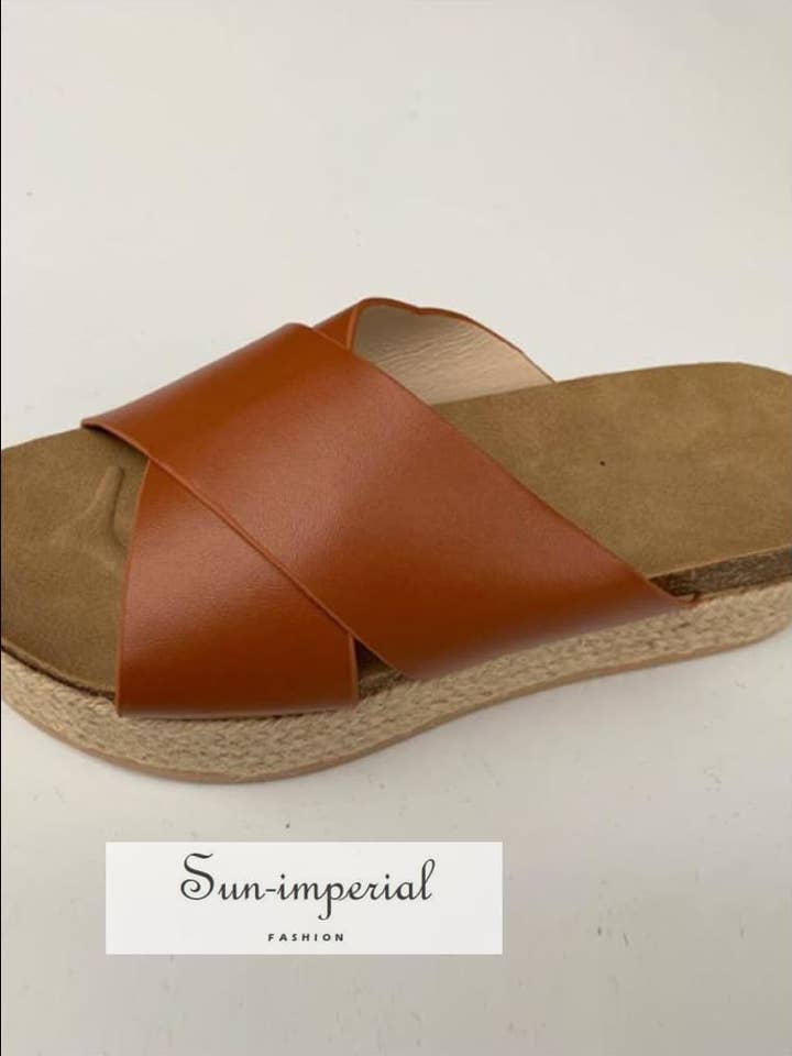Pantofole da donna estive marroni scarpe casual con plateau aperto per la vendita all'ingrosso da parte di Sun Imperial
