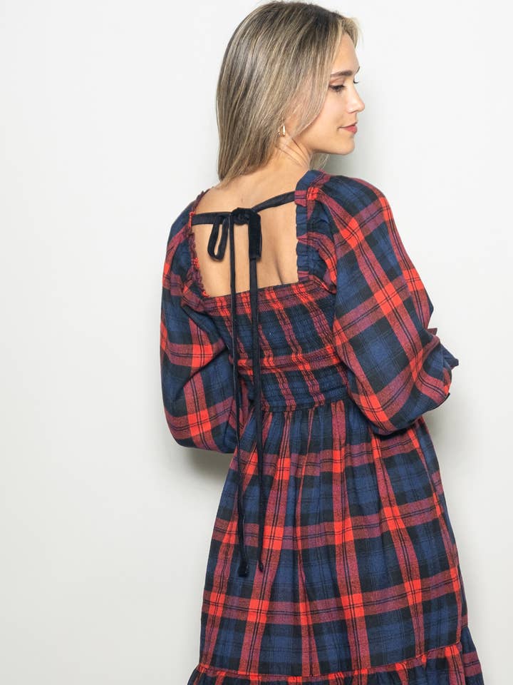 Elloh Collection - Wholesale Dress - Women's - Long Sleeve Back Tie Smocked Chest Plaid Flannel Dress4