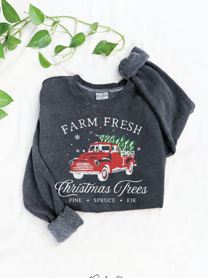 OAT COLLECTIVE - Wholesale Graphic Sweatshirt - Women's - FARM FRESH CHRISTMAS Mineral Graphic Sweatshirt