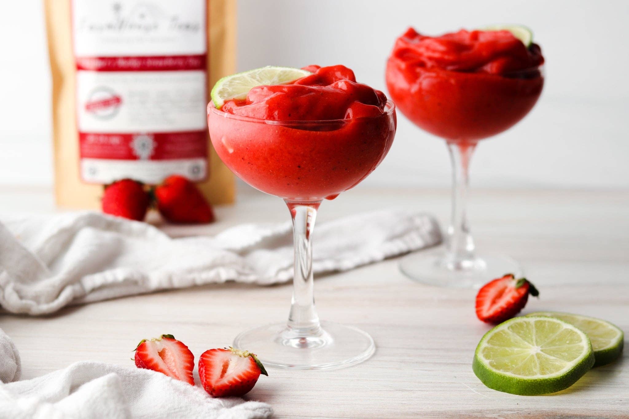 Farmhouse Teas - Wholesale Loose Tea - Farmer's Market Strawberry  Loose Leaf Green Tea4