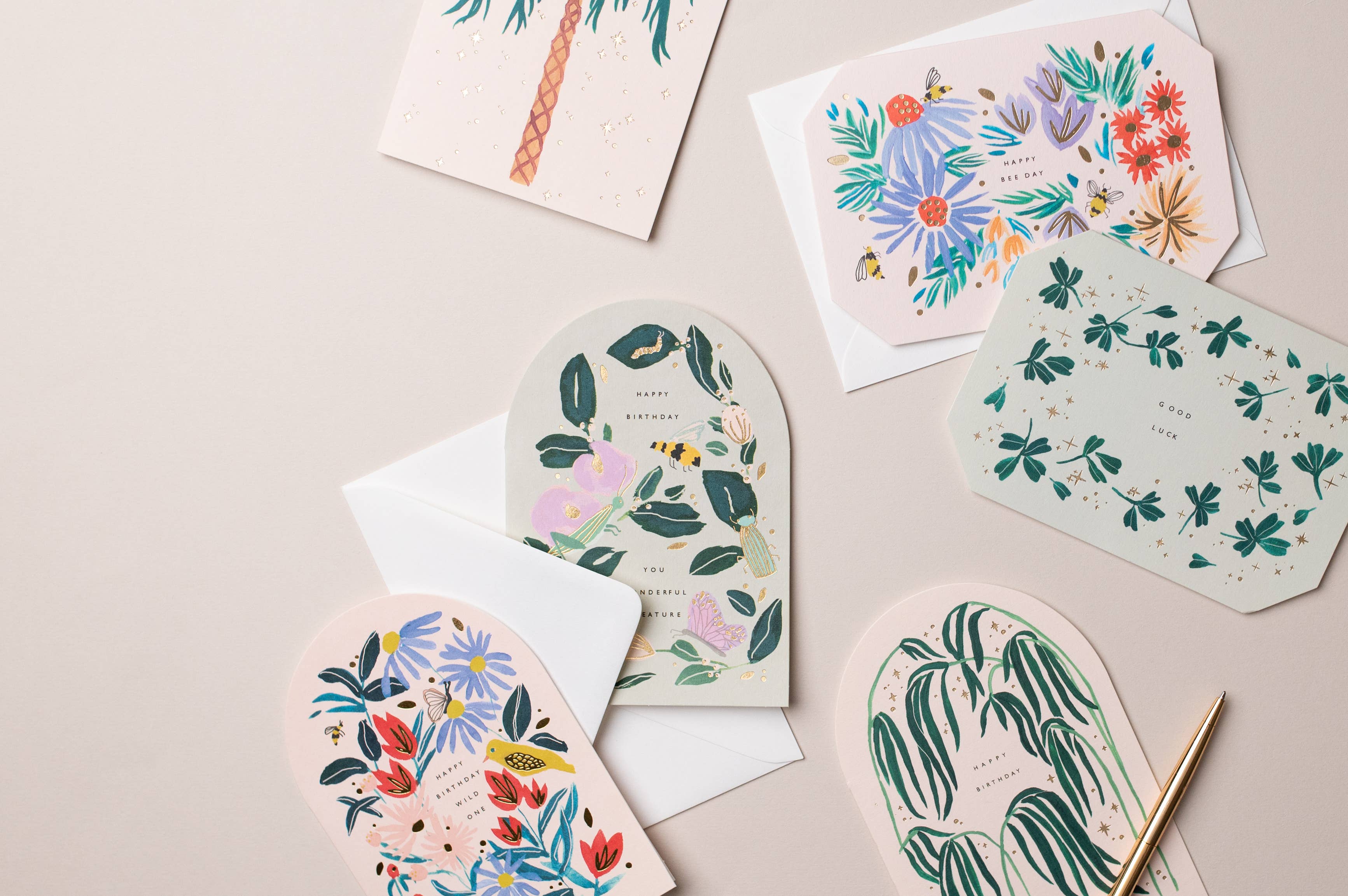 Katie Housley - Vente Cartes d'anniversaire - CARTE DE VŒUX EN FORME DE JOKER JOYEUX ANNIVERSAIRE1