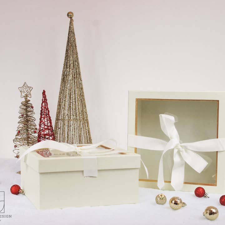 Elegant Design Supply - Wholesale Gift box - Square Gift Box with Clear Lid and Ribbon - Various Colors - For Luxury Flower/ Gift / Chocolate Strawberry Arrangements13