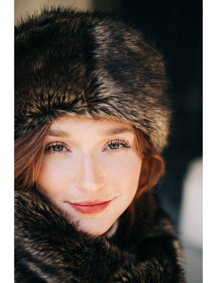 Emmanuelle hat i meget blød imiteret pels for engroshandel hos ALINE