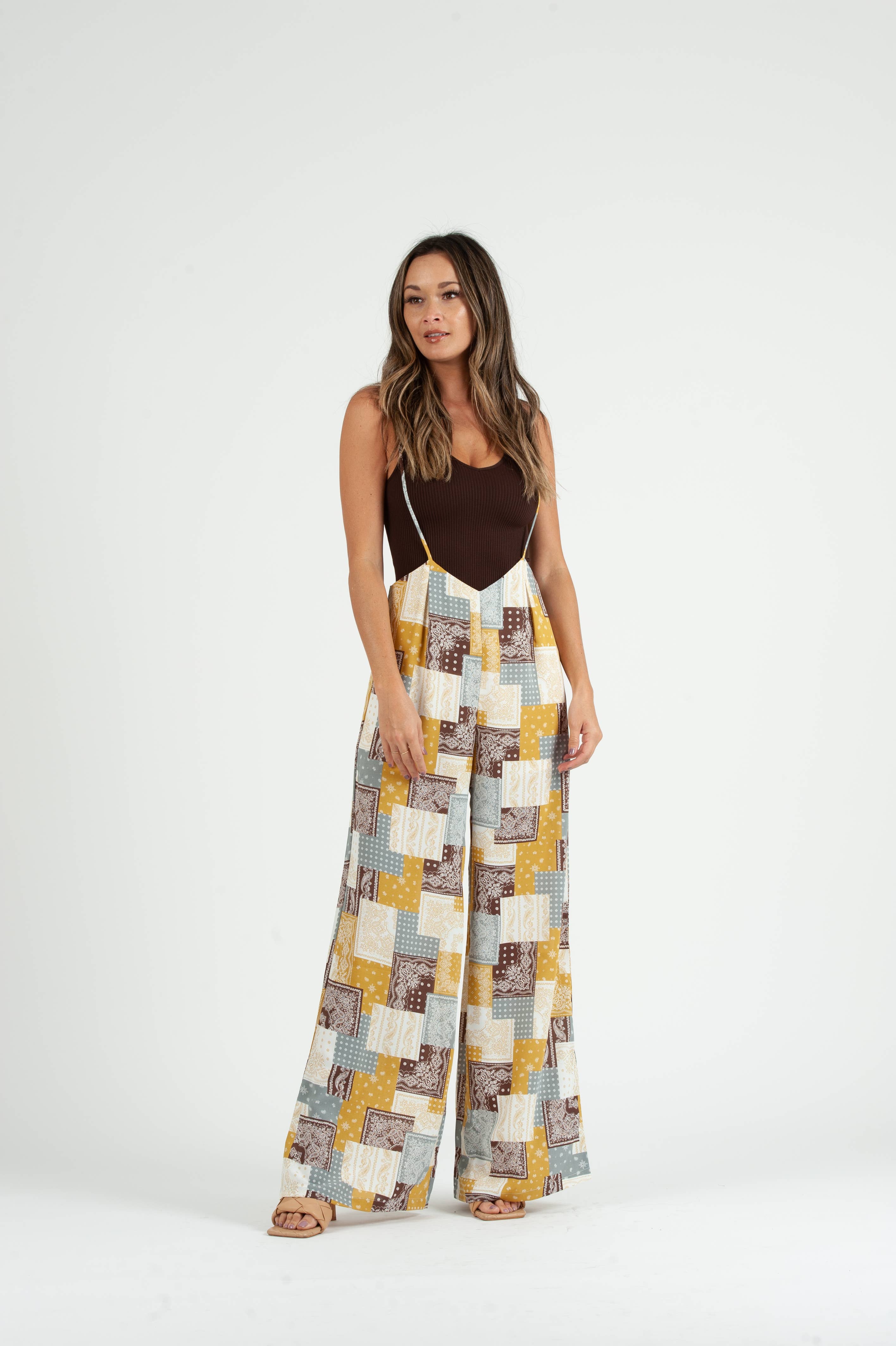 Lucca Couture - Vendita all'ingrosso Tuta intera - Donna - TUTA JORDAN con bretelle in rayon - TOPPA GIALLA0