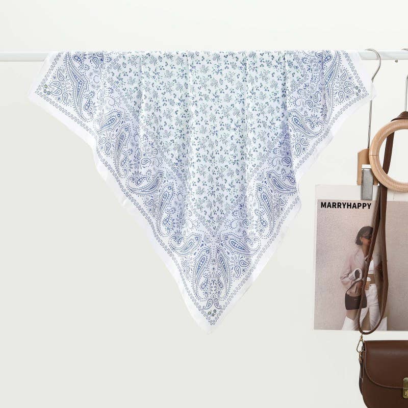 bleu GRAND FOULARD BANDANA À IMPRIMÉ TOILE FLORALE | 40SC676 en vente sur Faire3