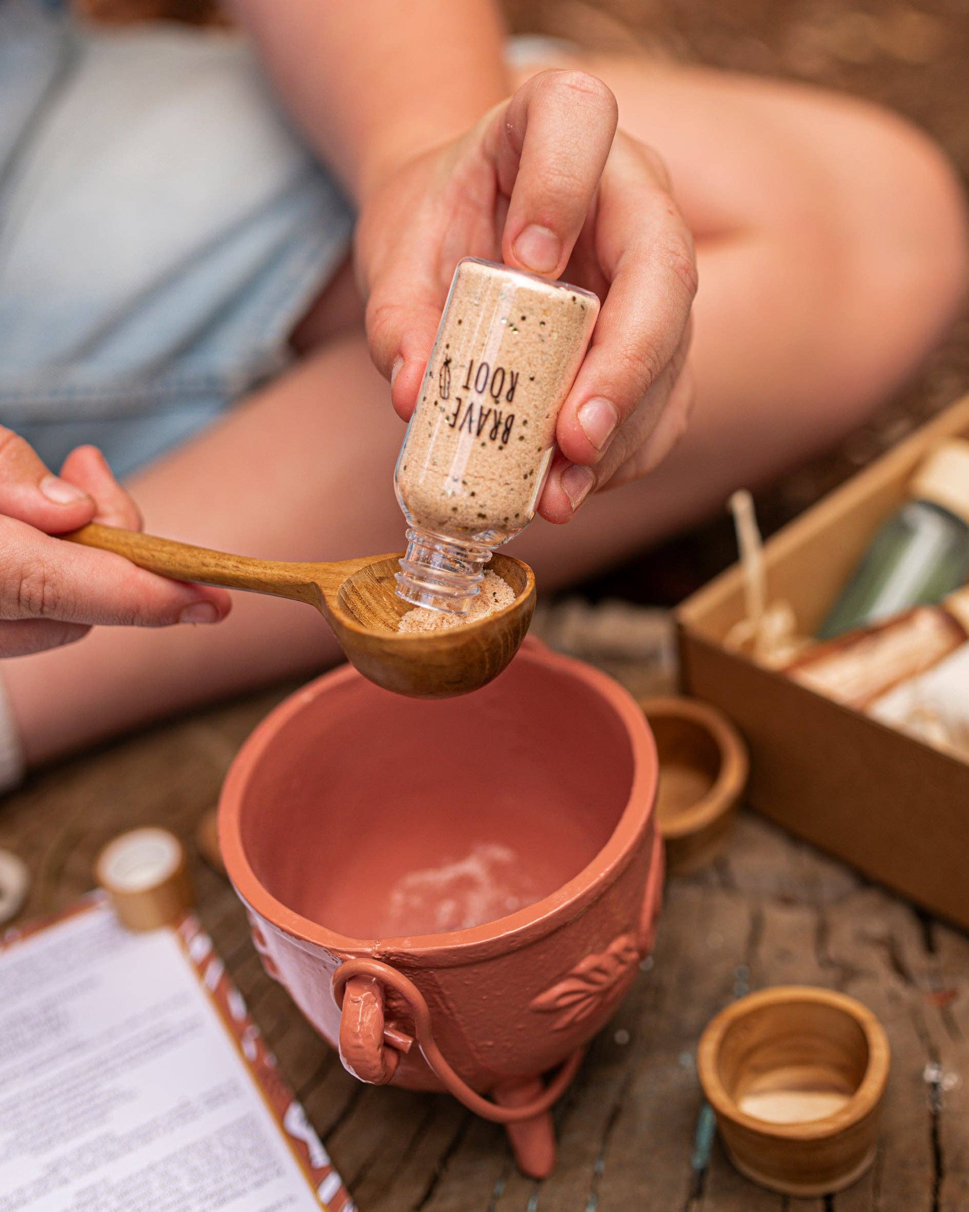 The Little Potion Co - Vente Kit de bricolage – enfant - Aventure Sauvage - Kit de Potion de Pleine Conscience7