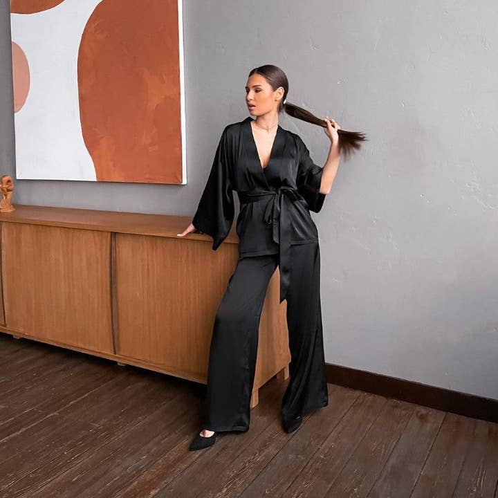 SALINA TRADING INC - Wholesale Sleepwear set – Women's - Women Solid Satin Long Sleeve Loose Lace-Up Pajamas Two Piece Set8