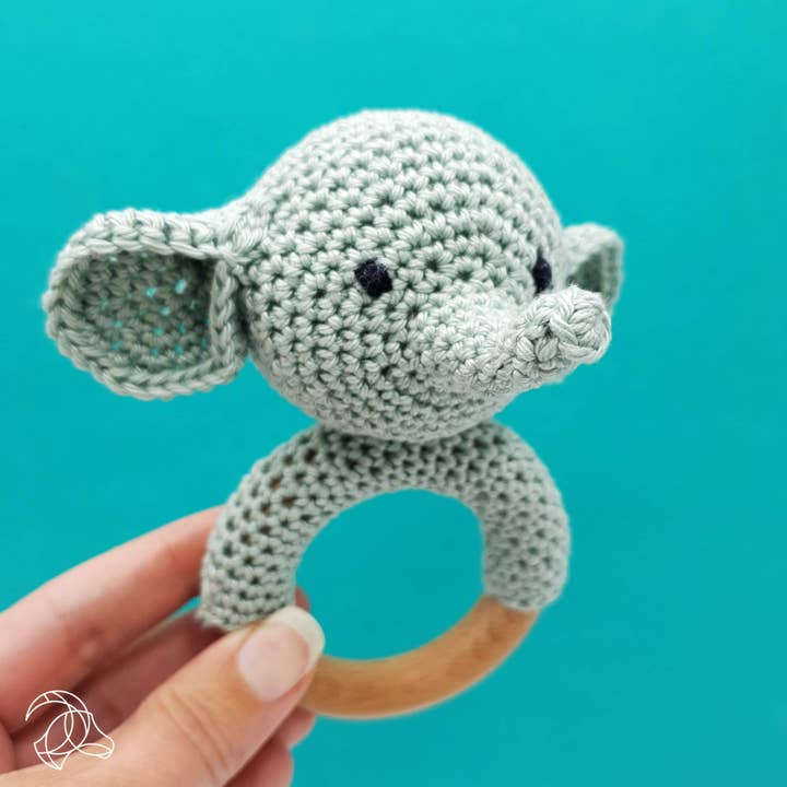 Hardicraft USA - Wholesale Knitting/Crochet Supplies - DIY Crochet Kit - Rattle Elephant1