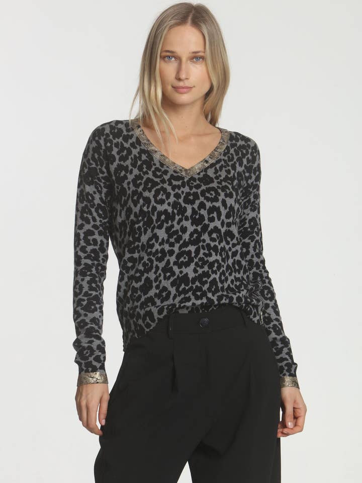 Goldie Printed Vee - Cheetah Grey for wholesale by Label + Thread