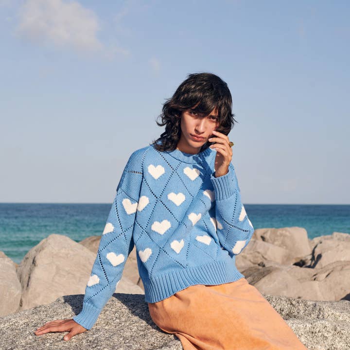 Jersey Love en azul cielo para venta al por mayor de GiGi Knitwear