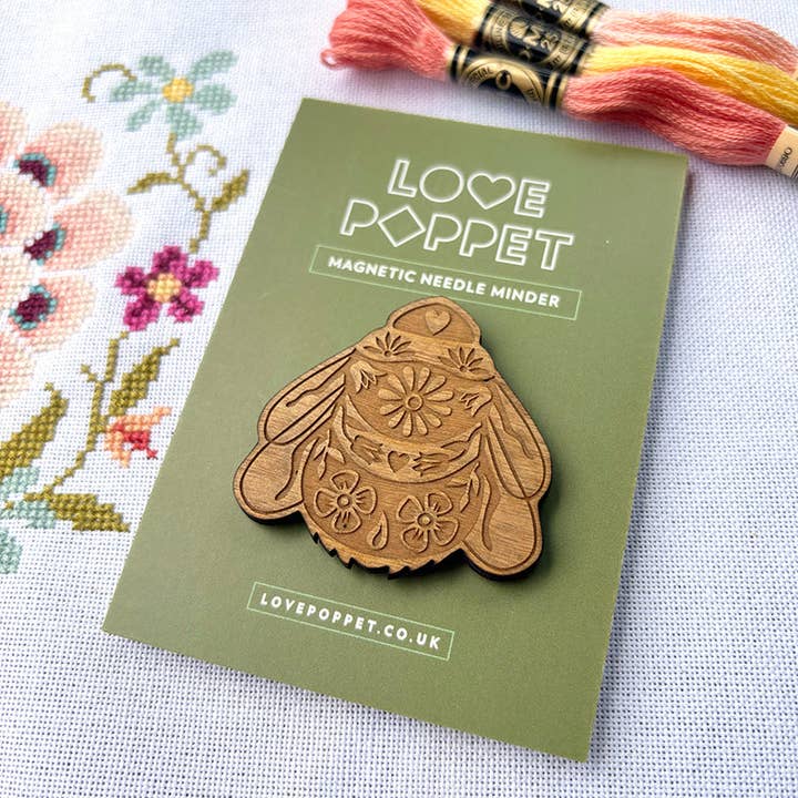 Love Poppet - Wholesale Embroidery/Cross Stitch Supplies - Bumble Bee - Magnetic Needle Minder2