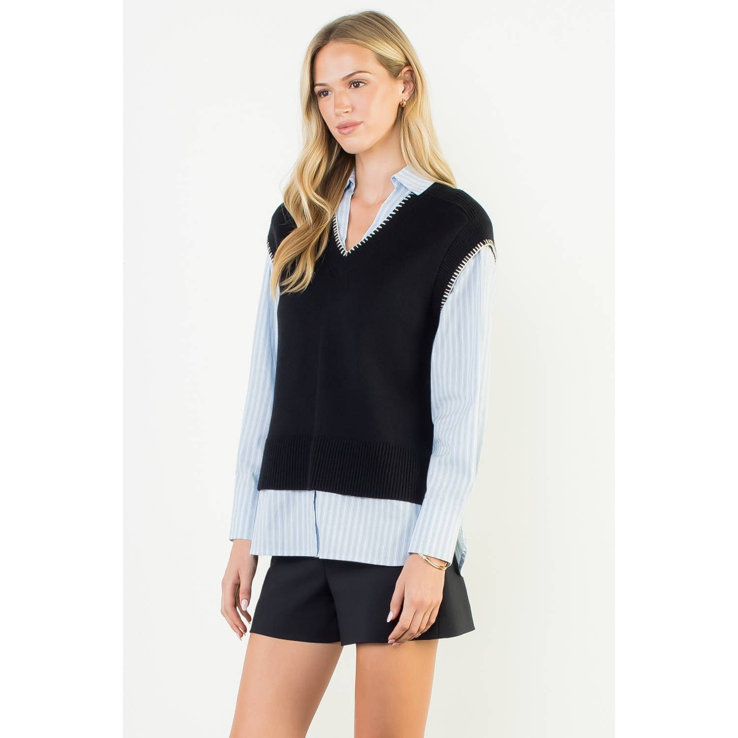 THML - Vendita all'ingrosso Maglietta - Donna - Top a strati in maglia a V in tessuto misto8